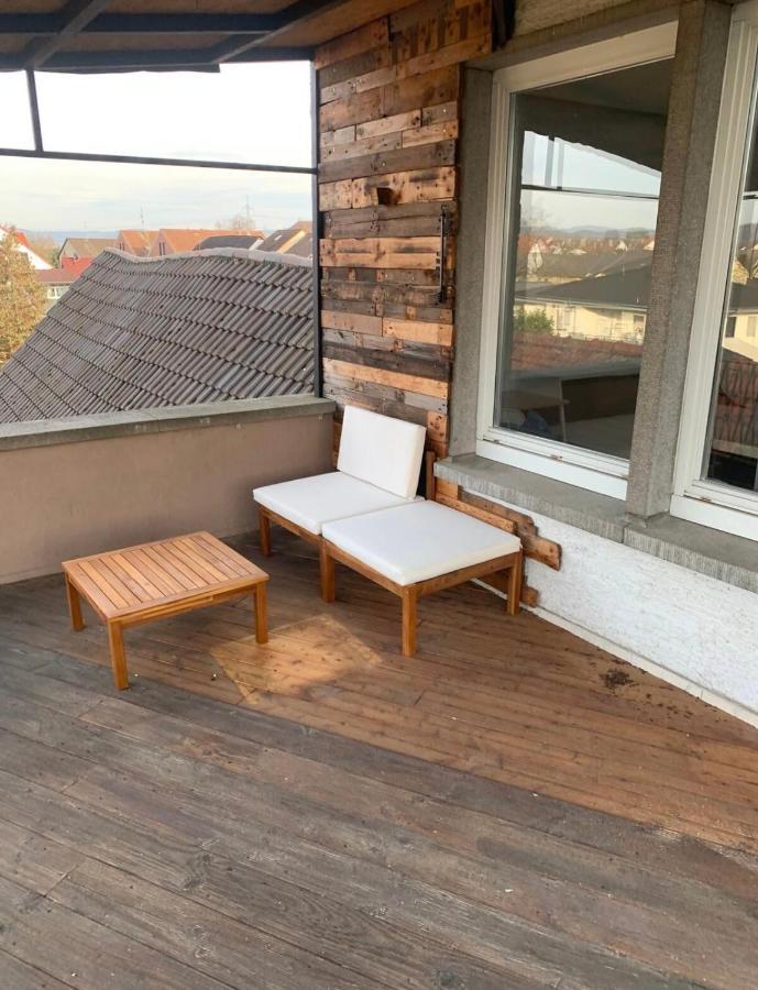Mainpark Apartment 4 Schlafzimmer Bis Zu 10 Personen Direkt Ueber Aschaffapartment Bei Aschaffenburg Mainaschaff Bagian luar foto