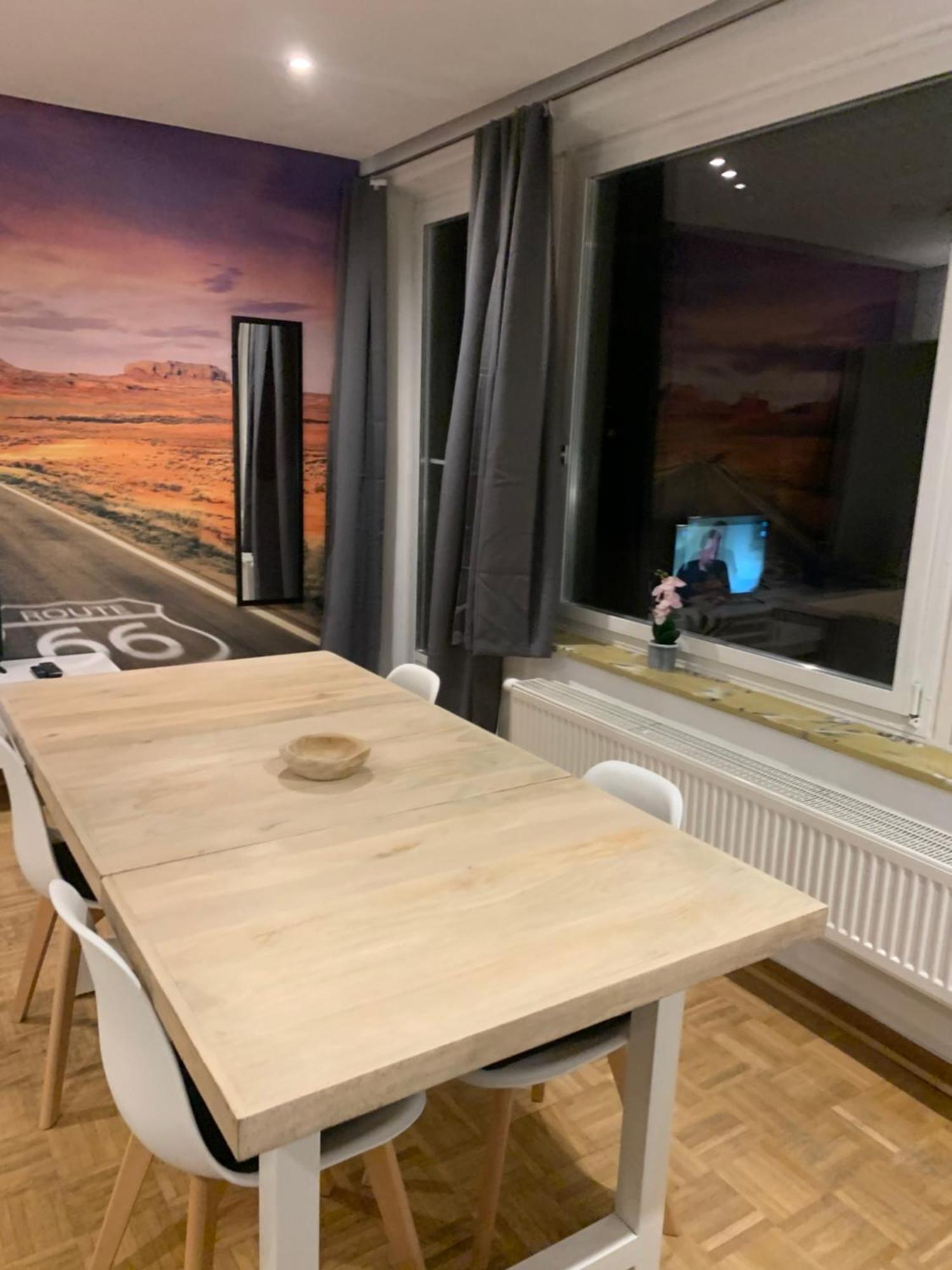Mainpark Apartment 4 Schlafzimmer Bis Zu 10 Personen Direkt Ueber Aschaffapartment Bei Aschaffenburg Mainaschaff Bagian luar foto