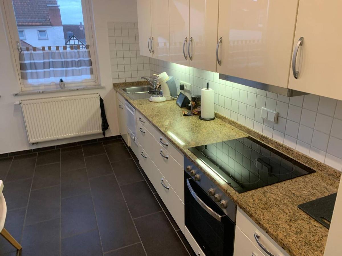 Mainpark Apartment 4 Schlafzimmer Bis Zu 10 Personen Direkt Ueber Aschaffapartment Bei Aschaffenburg Mainaschaff Bagian luar foto