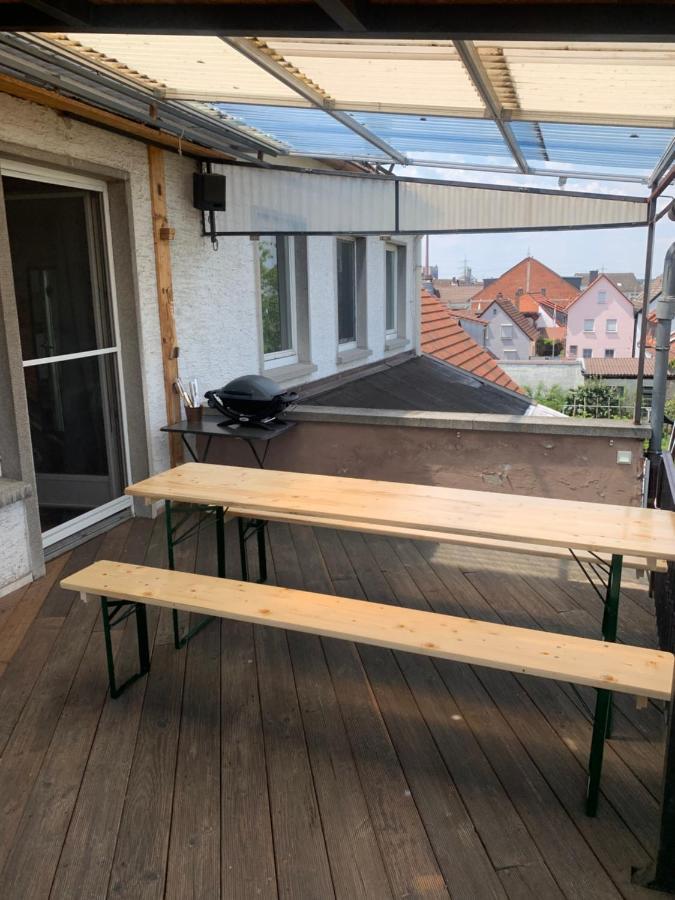 Mainpark Apartment 4 Schlafzimmer Bis Zu 10 Personen Direkt Ueber Aschaffapartment Bei Aschaffenburg Mainaschaff Bagian luar foto